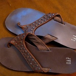 Gap Leather Flip Flops